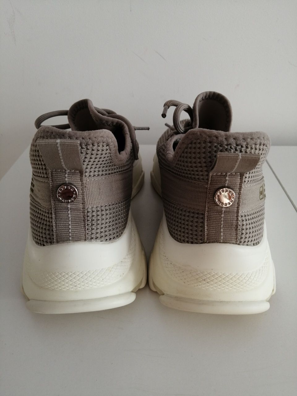 Sneakersy Steve Madden r. 39