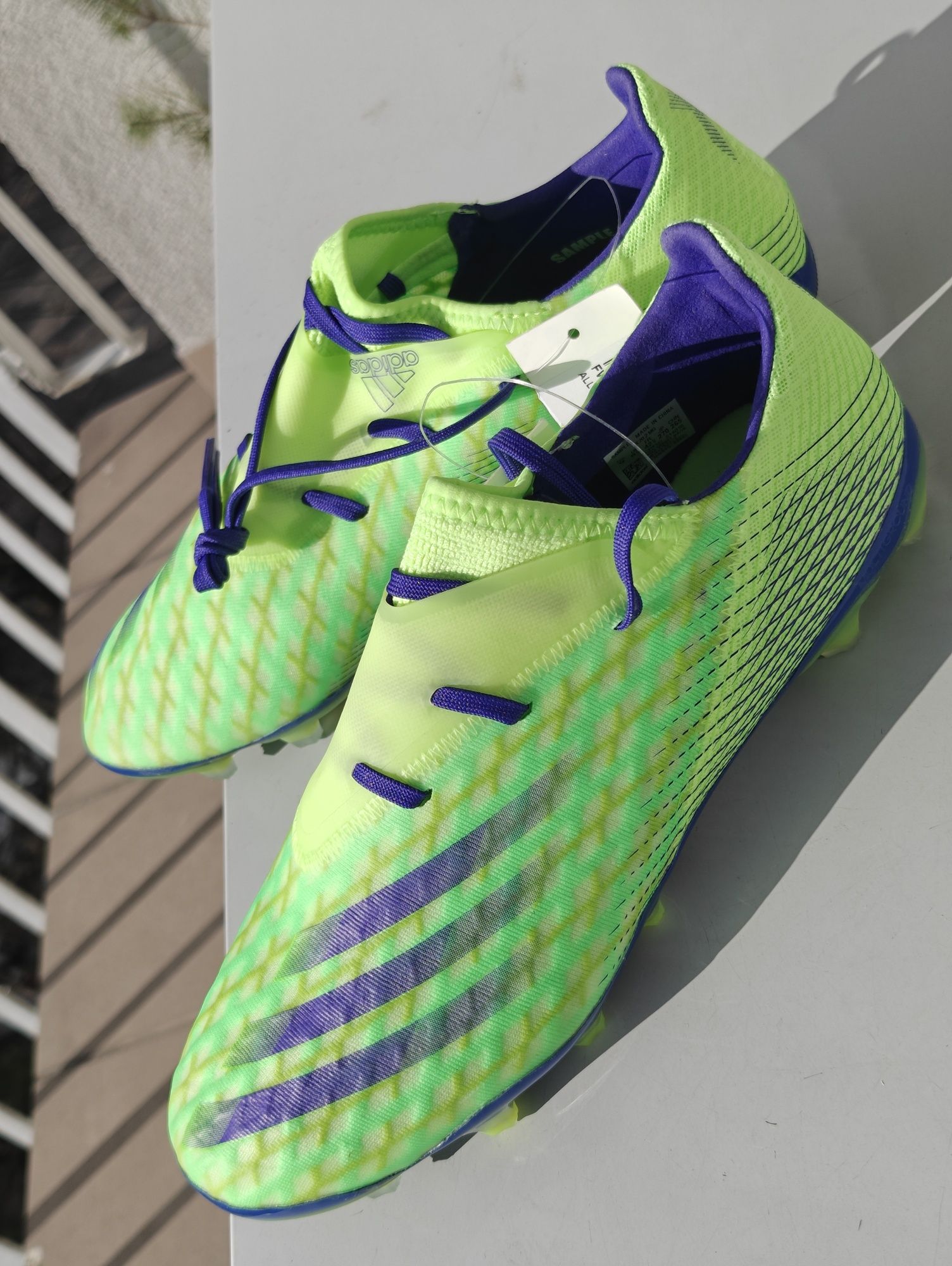 Nowe buty do piłki nożnej Adidas Ghosted 2 lanki pro korki 42.5 fast