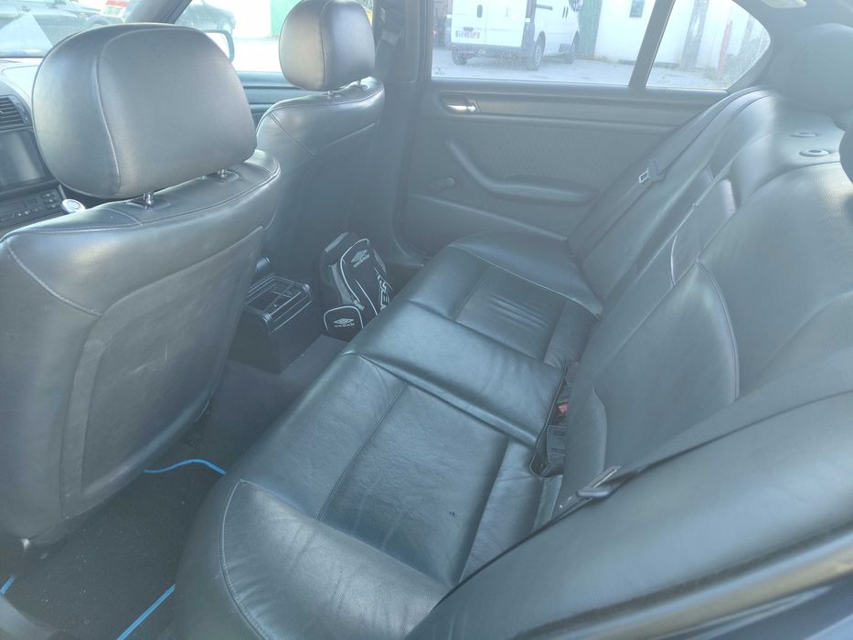 BMW e46 320d azul escuro