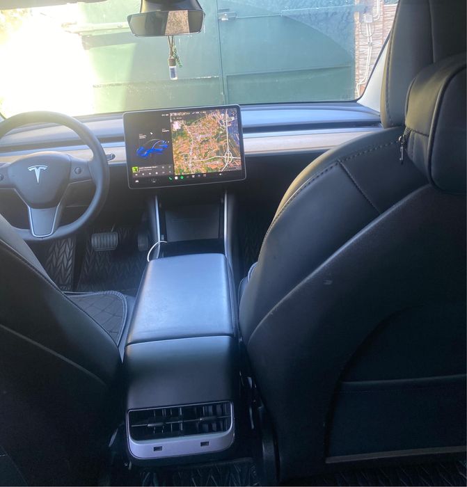 Tesla model 3 standard plus