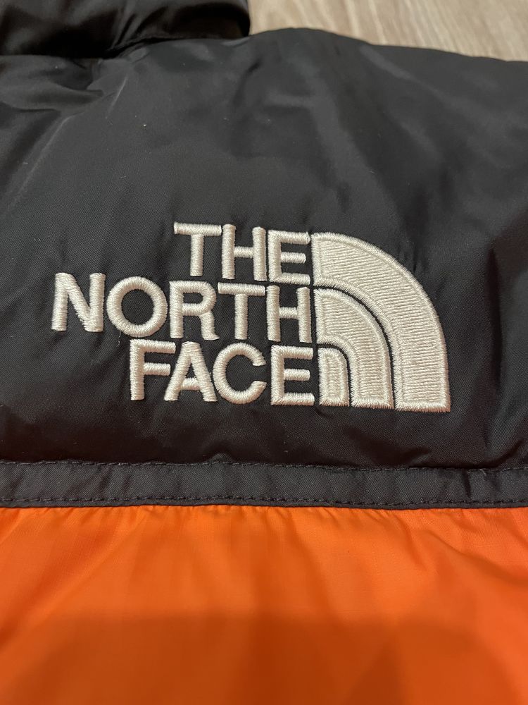 Пуховик the north face 700 M