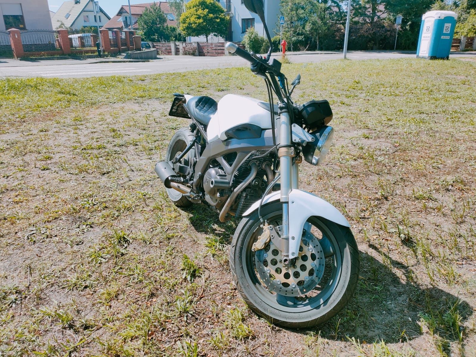 Cagiva river 600 na kat. A2