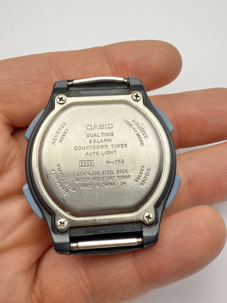 Zegarek Casio W-753