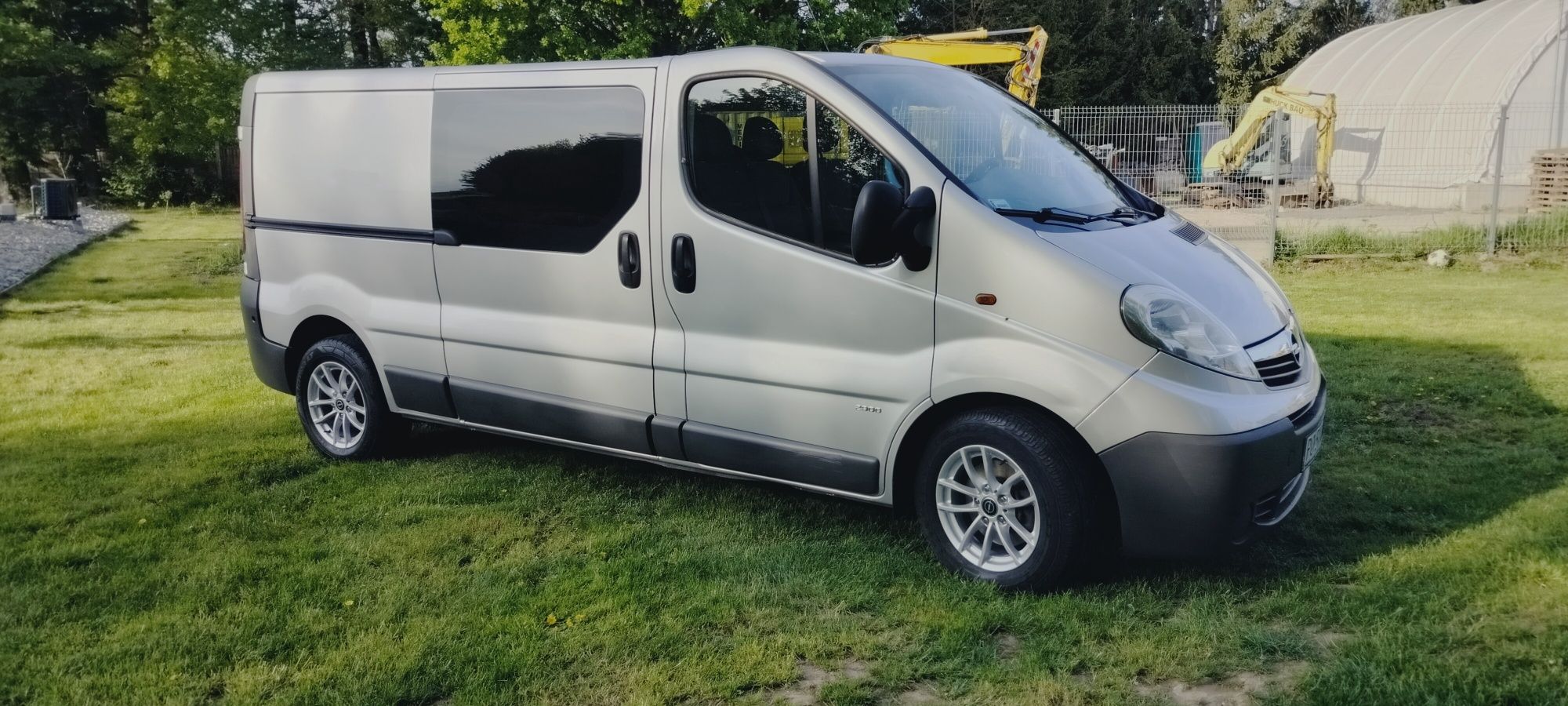 Opel Vivaro Long 6 Osób Klima