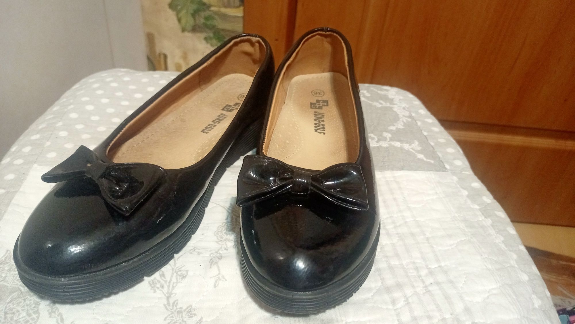 Туфли черные лакированные 22,5 см