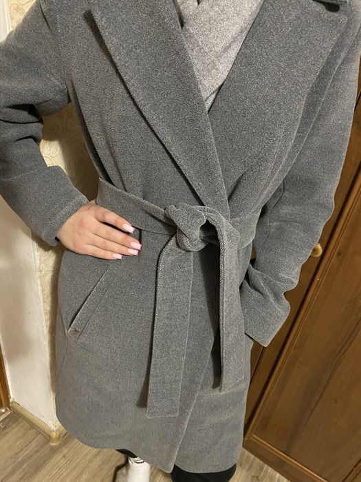 Пальто жіноче демісезонне