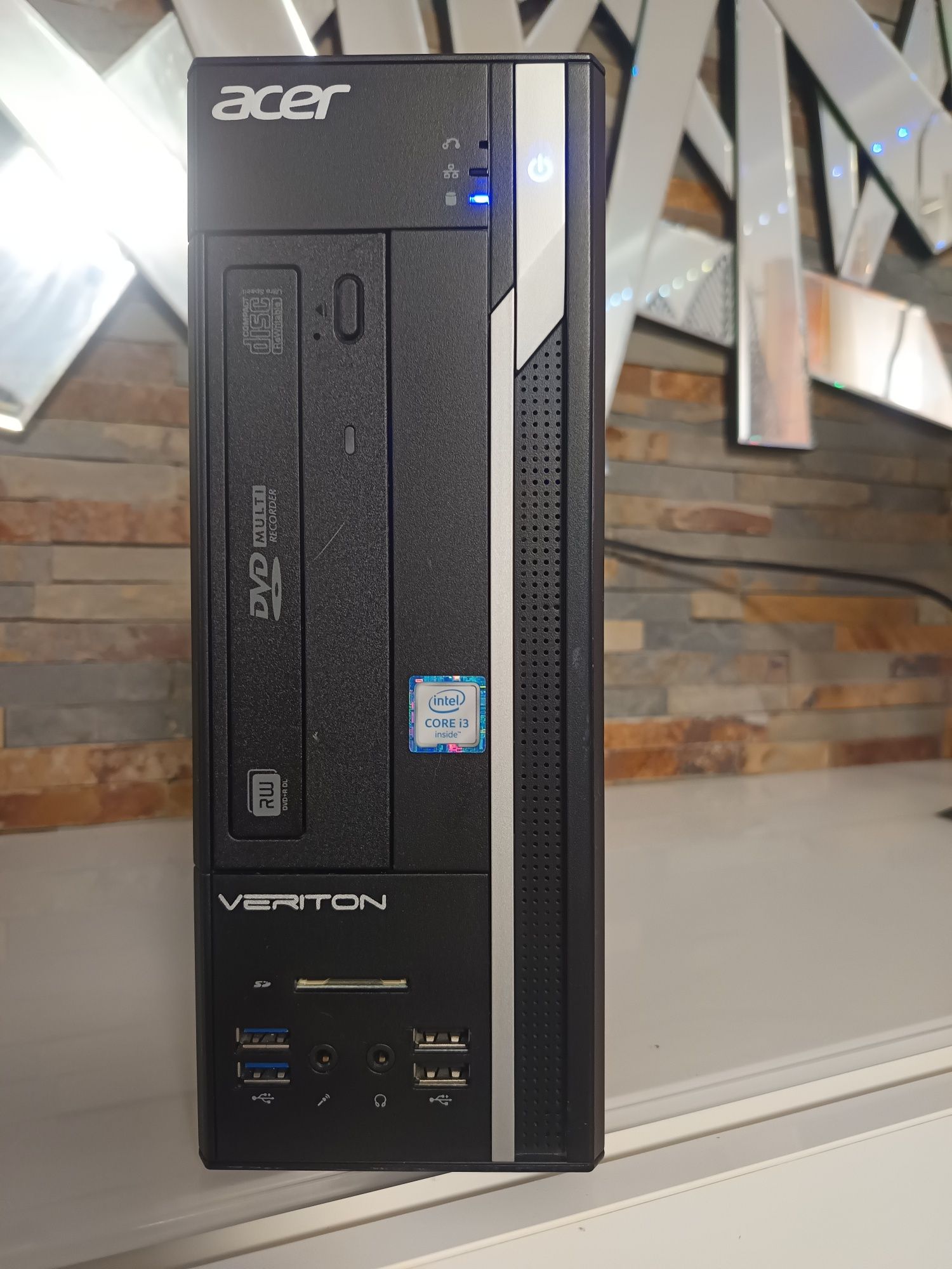 Computador Acer /  i3-6100 / Gráfica dedicada / 8GB DDR4