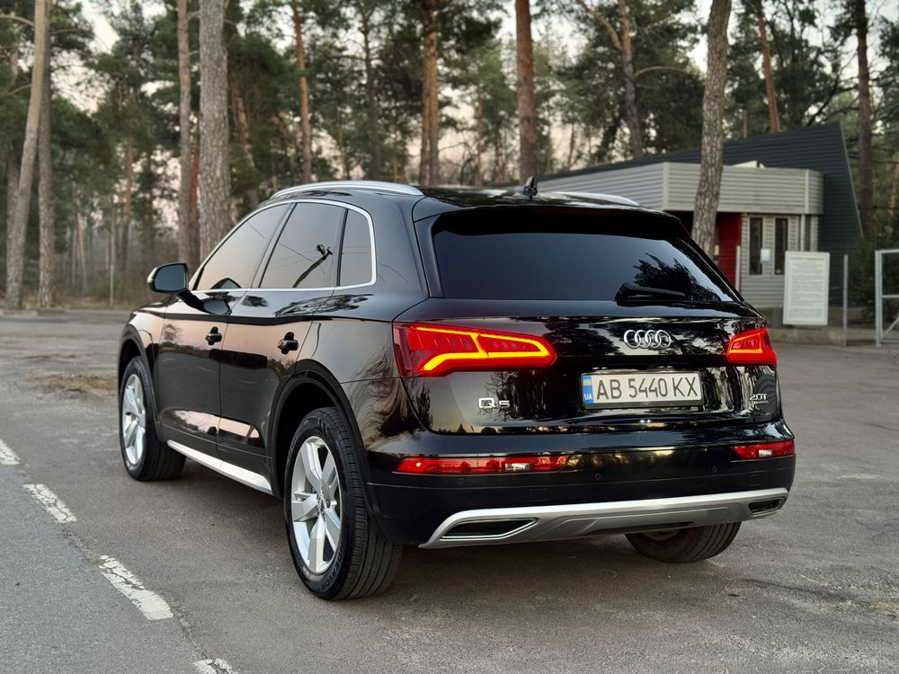 Audi Q5 80A Premium plus 2018 ( рідна фарба)