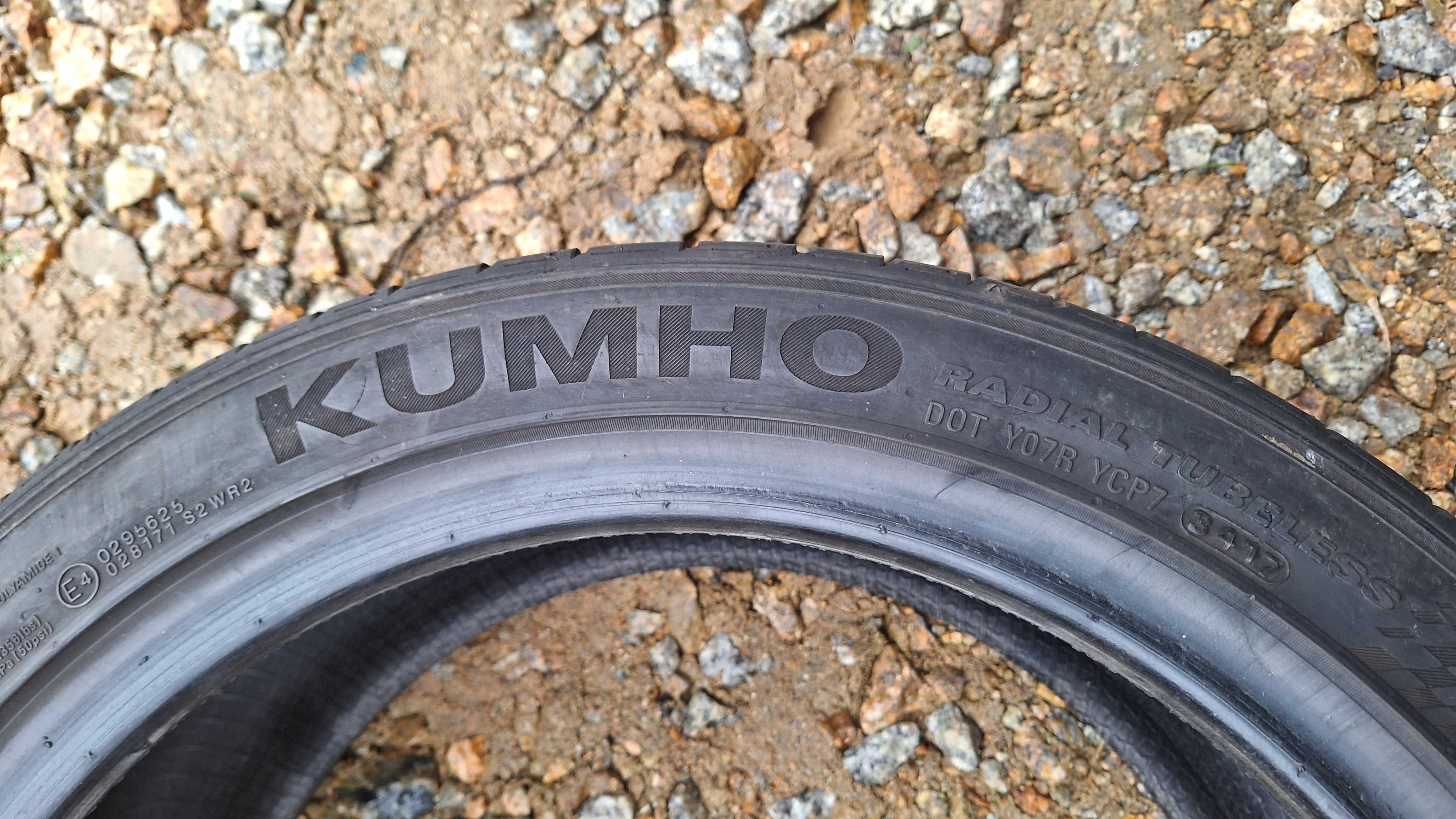 Opony Kumho Ecsta PS71  215/45ZR17