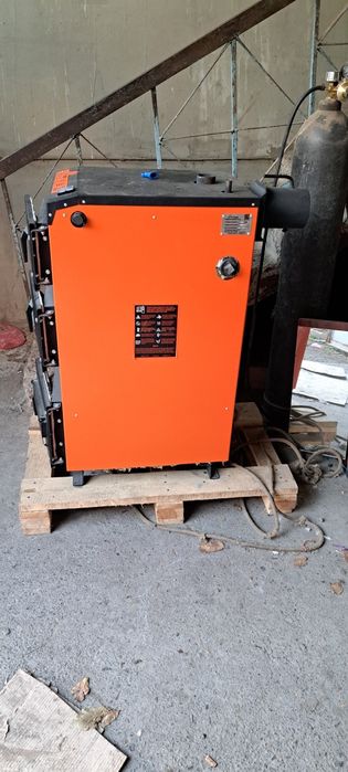 Твердопаливний Твердотоплевный Дроняний котел дровяной котёл