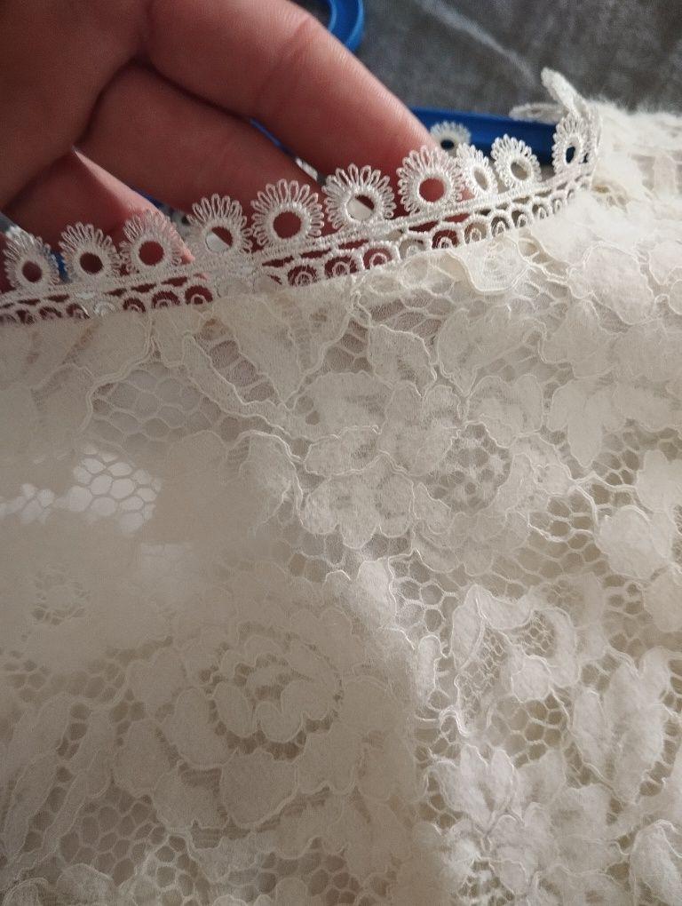 Blusa em renda Fracomina tamanho S
