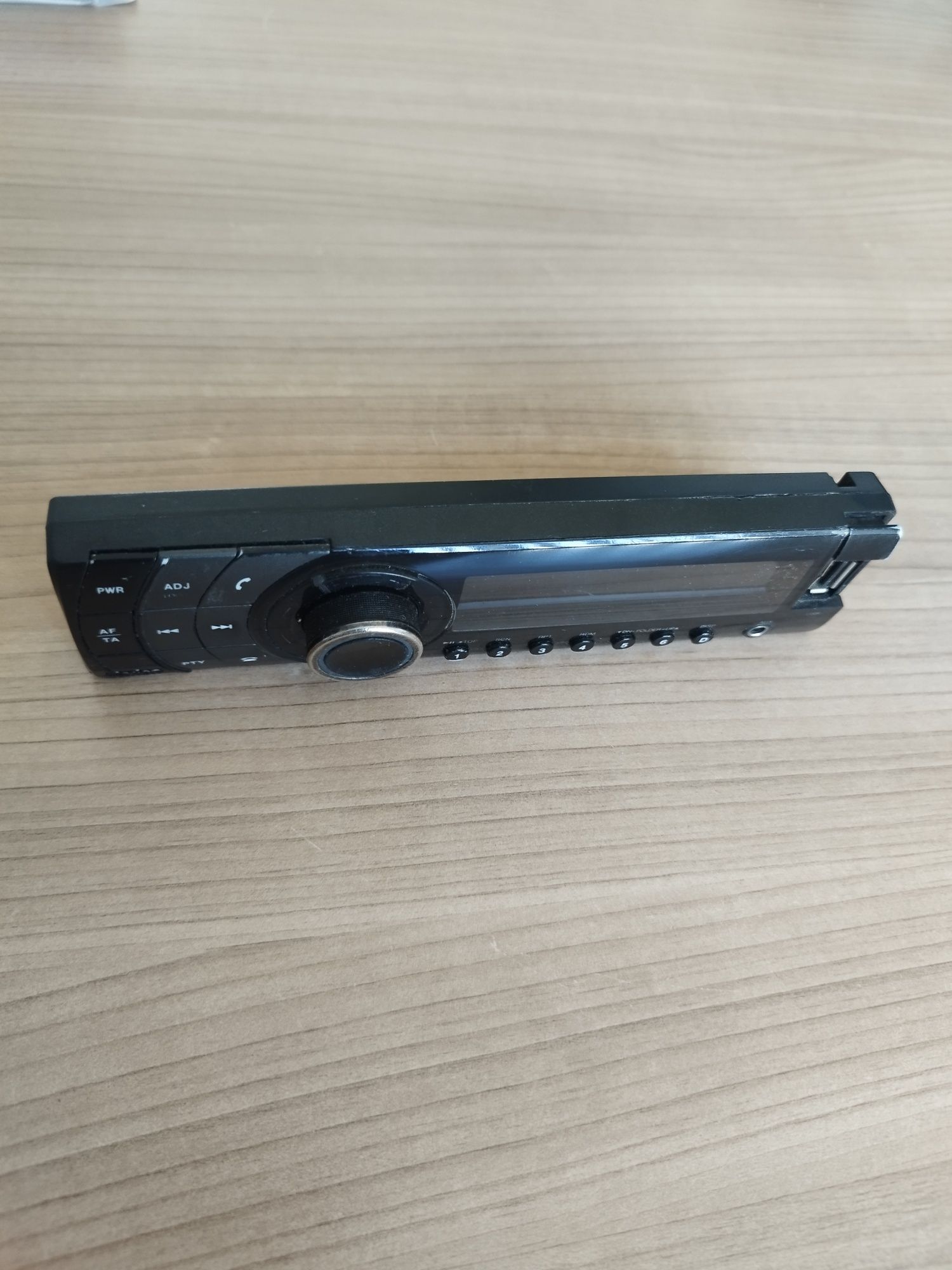 Panel Clarion CZ309