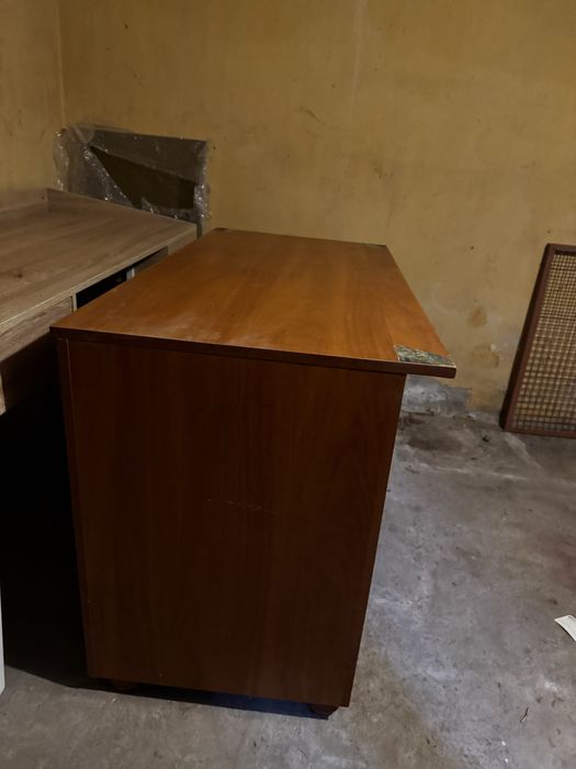 Drewniane biurko 120x60x80