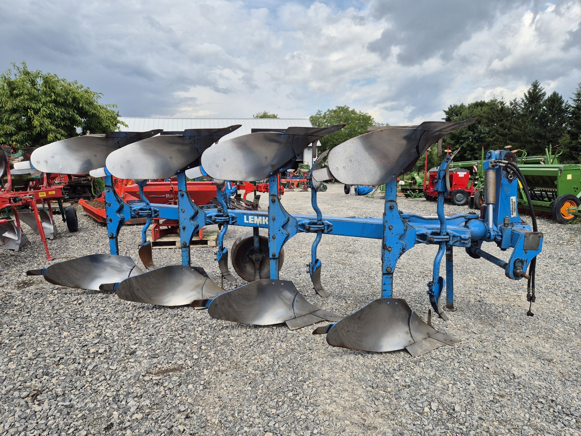 Plug lemken opal 140 4 skiby 110 lekki 3+1 Przedpłużki