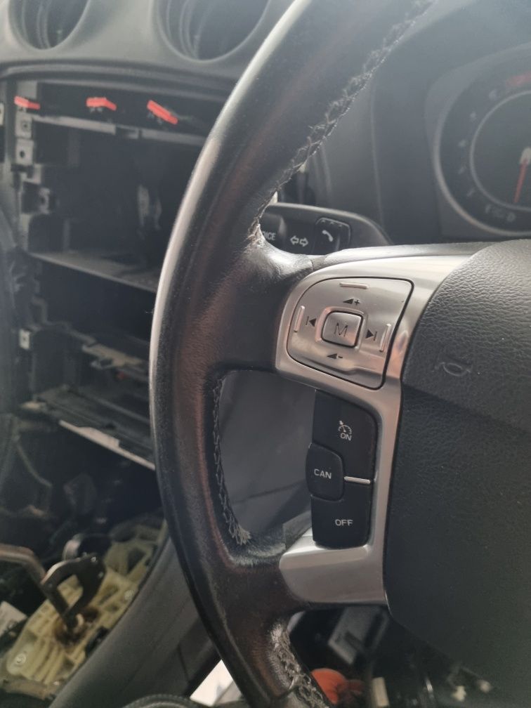 Kierownica mondeo mk4  multifunkcyjna Tempomatem full smax galaxy focu