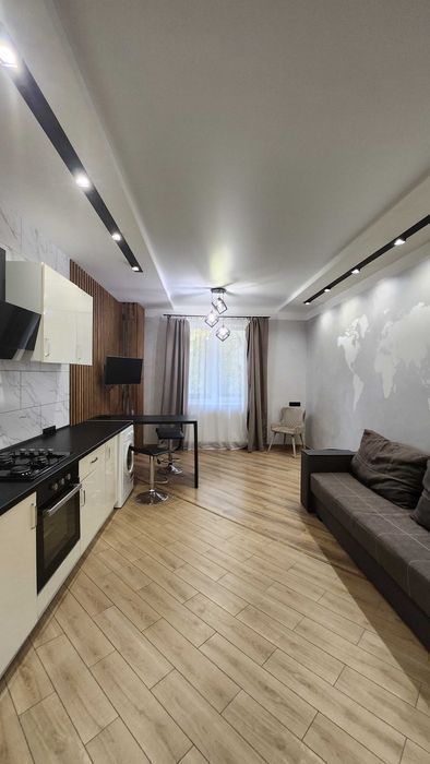 Довготривала оренда!!! Квартира-студія в центрі міста!