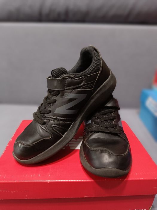 Кросівки на хлопця 35 розмір New balance
