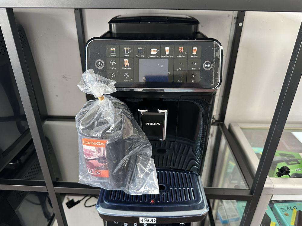 Powystawowy. Ekspres PHILIPS EP5500 LatteGo. Gwarancja. Dostawa.