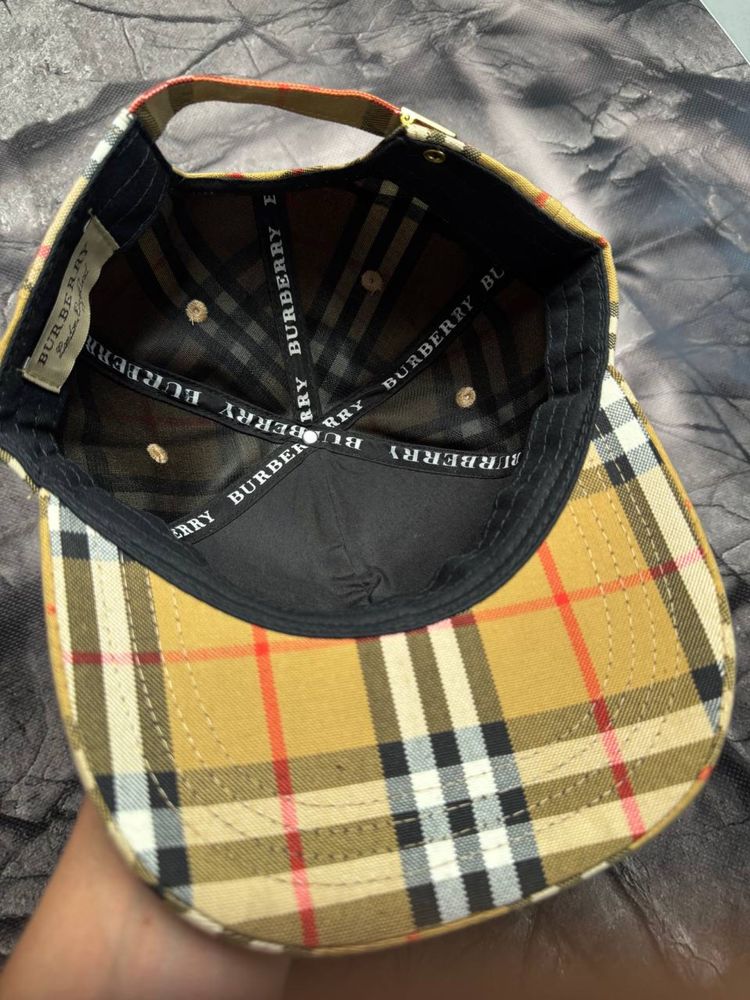 Кепка Burberry London