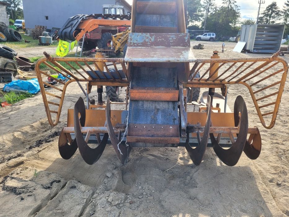 Pryzmownik podbierak pryzm taśmociąg załadunkowy