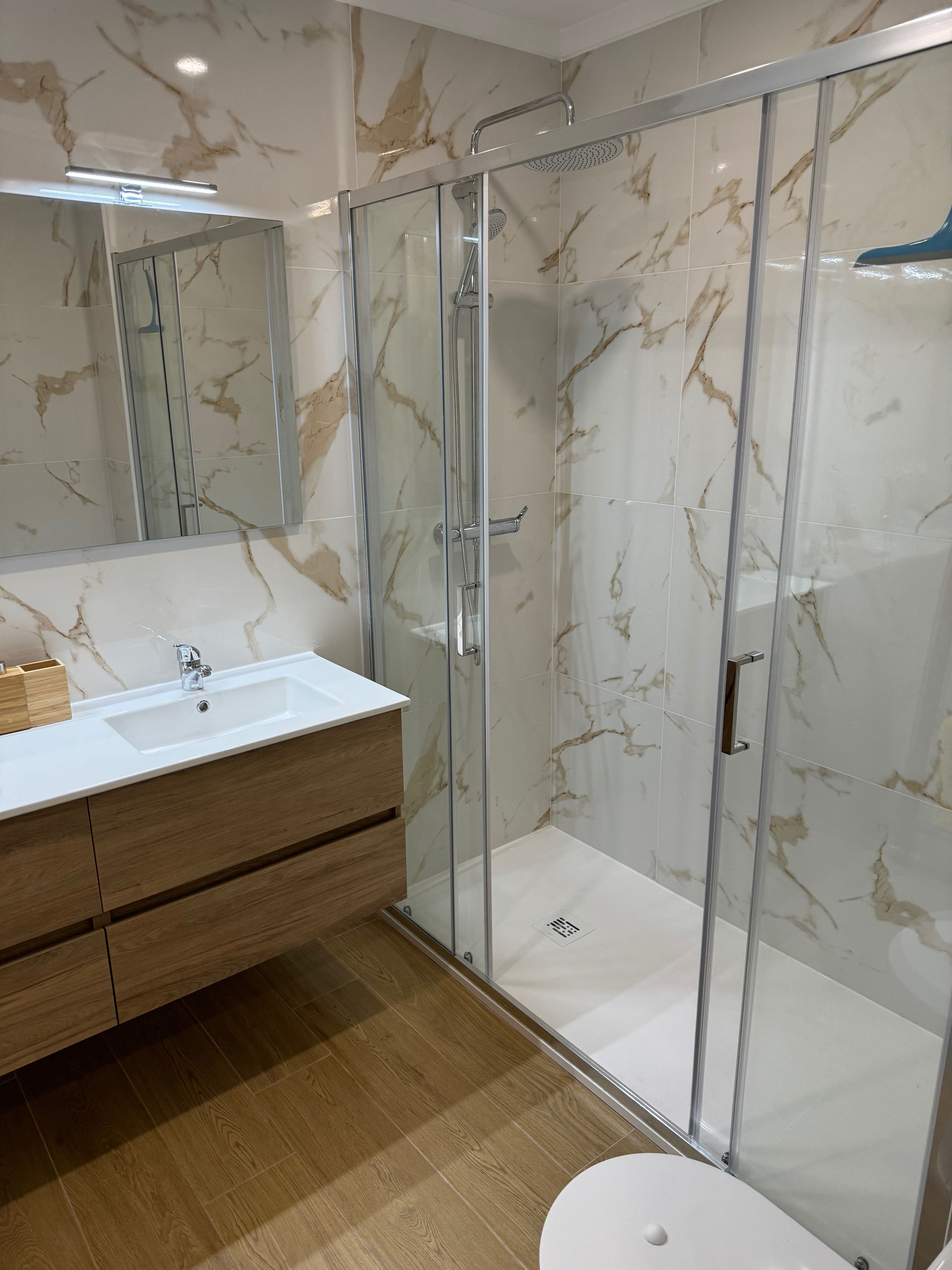 Setembro Apartamento T2 com Piscina Iberlagos Disponível Lagos