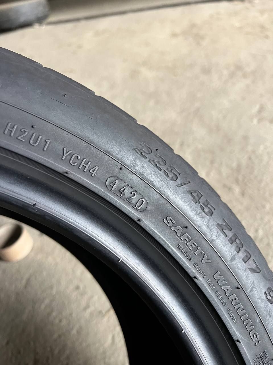 Шини 225/45 r17 Kumho Ecsta HS51 2020р (269)