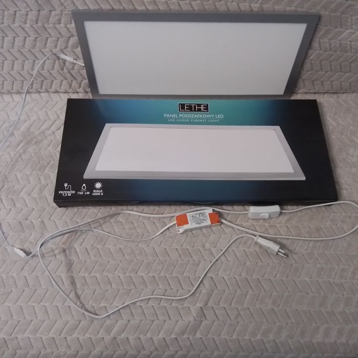 Panel podszfkowy LED