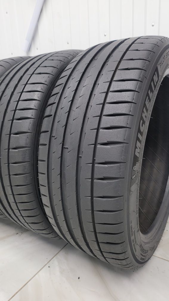 275 40 19/245 45 19 Michelin Pilot Sport 4