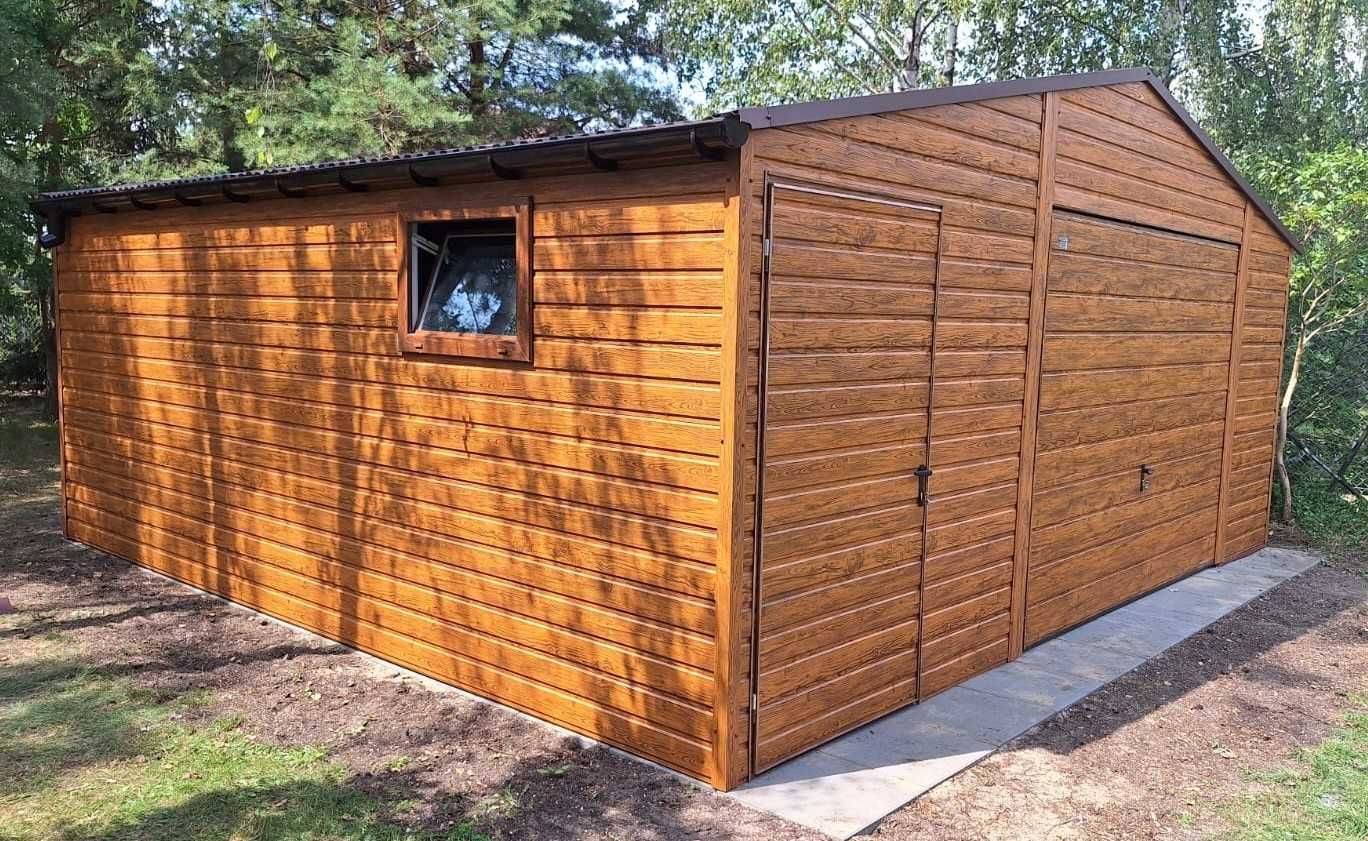 Garaż blaszany w wersji Premium 4x6 drewnopodobny