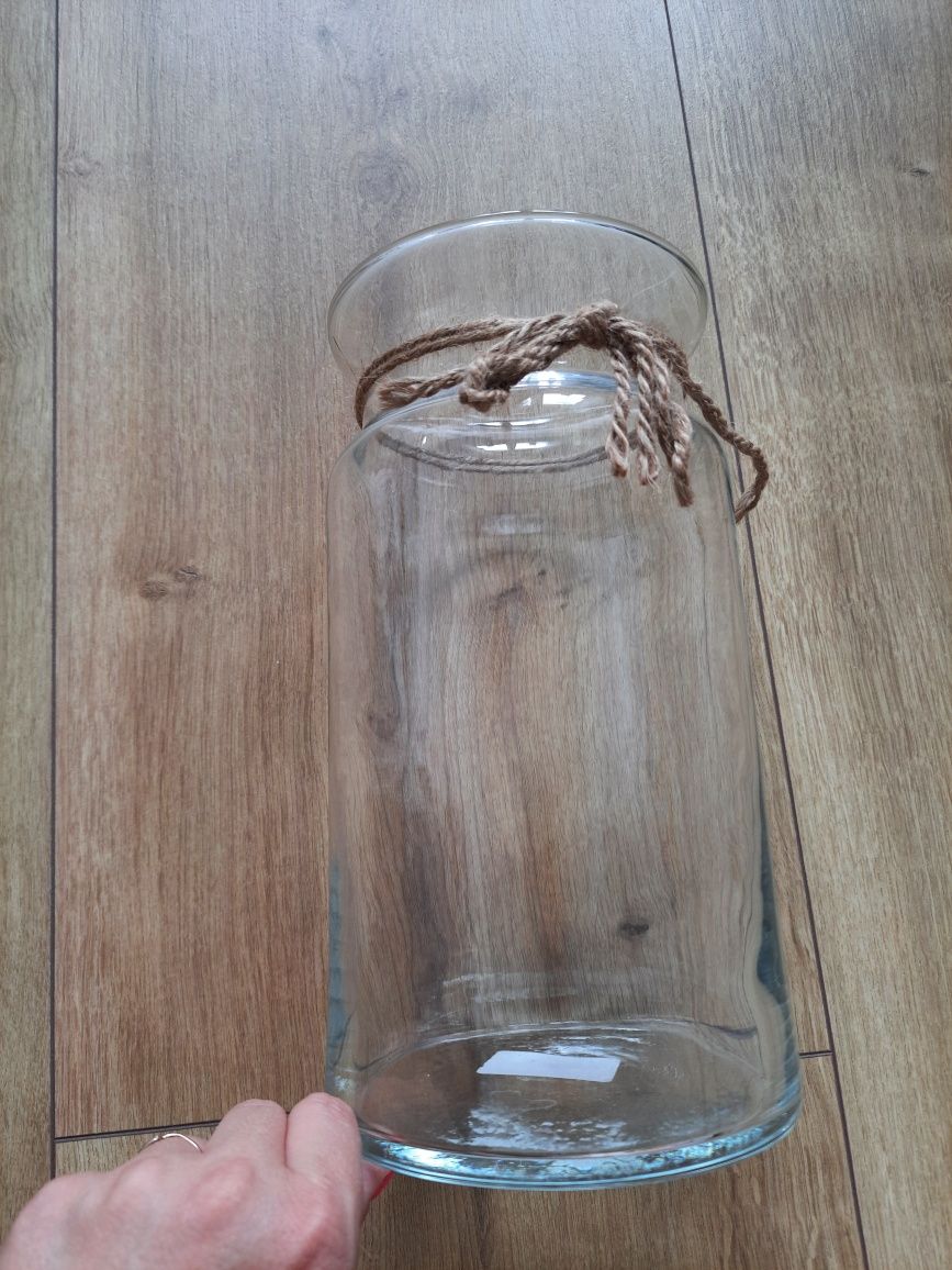 Wazon szklany (wysokość 29 cm)