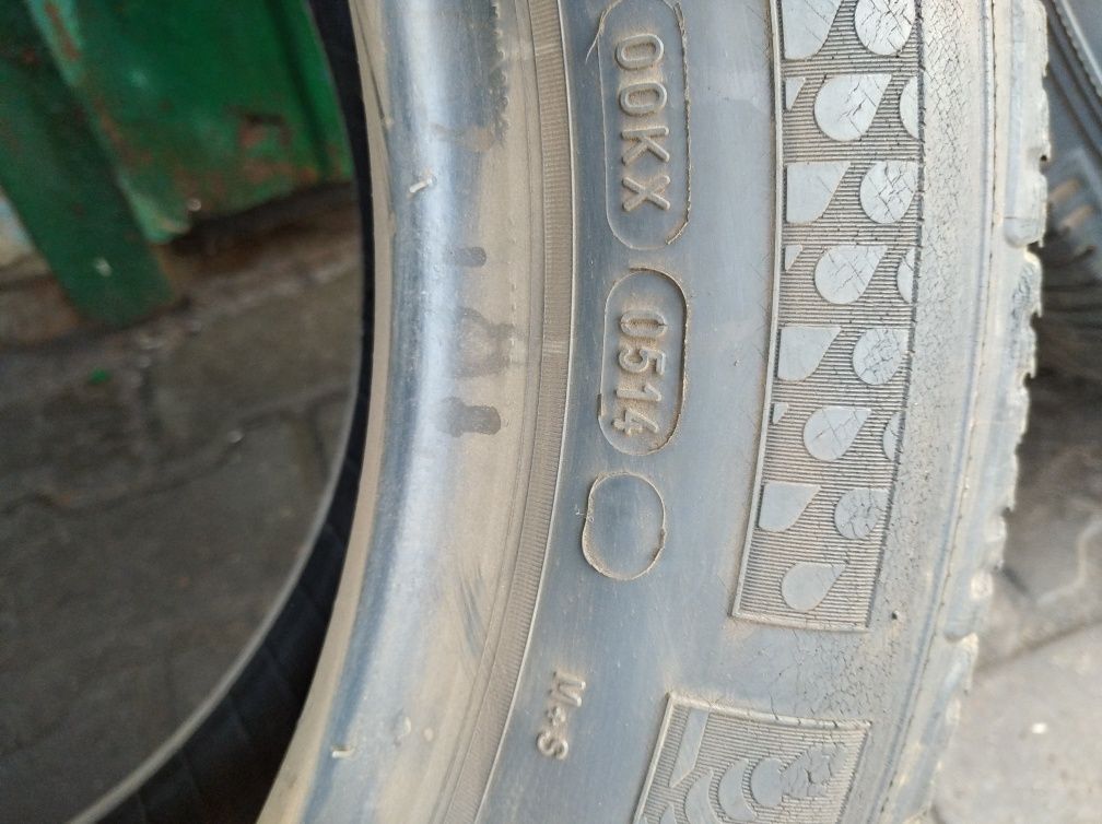 Шини Б/в MICHELIN 225/60R/18 -2 шт.