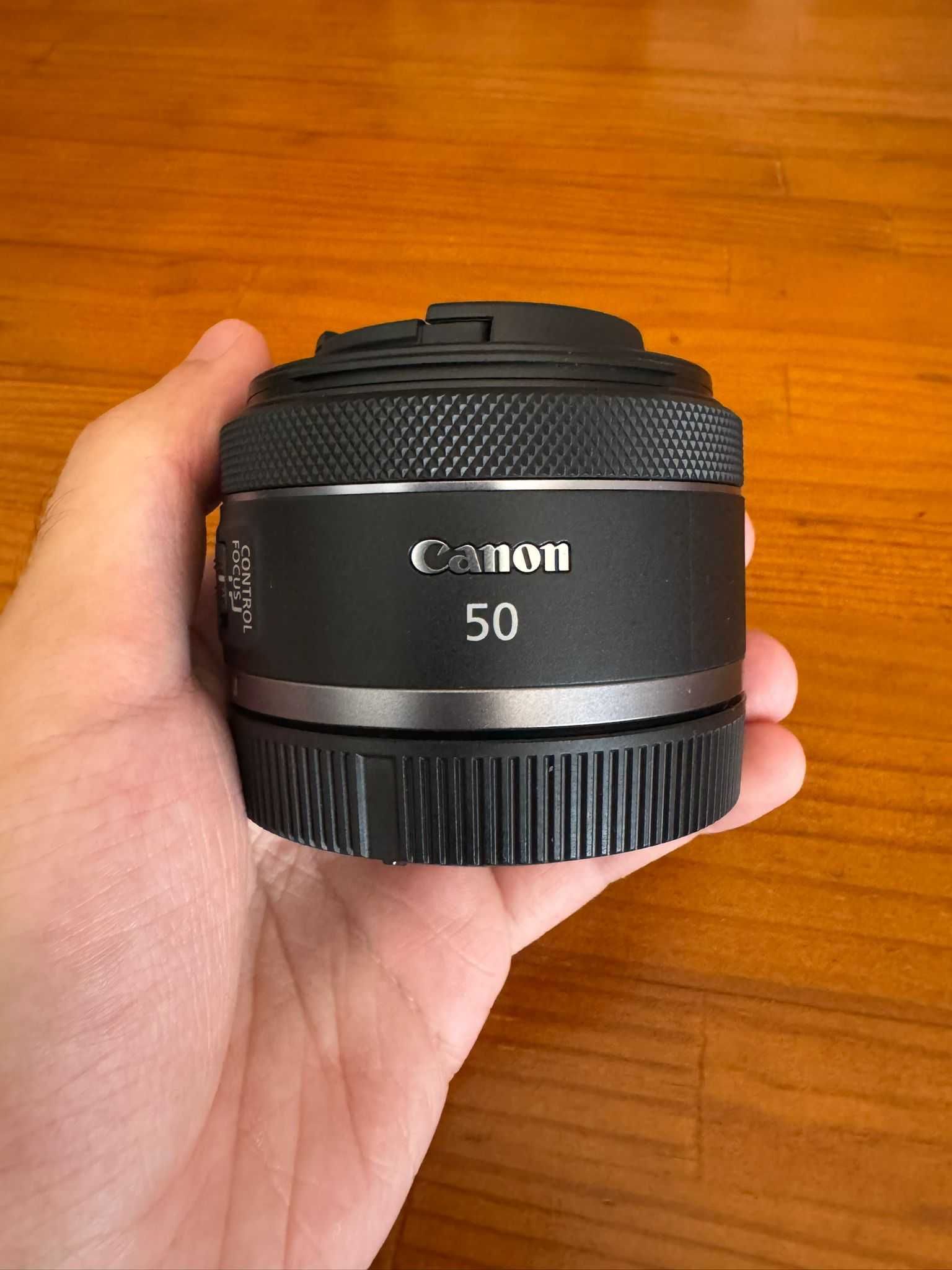Kit Canon R10 + 3 Objetivas (RF-S 18-45mm, RF 50mm, SIGMA 18-55mm)