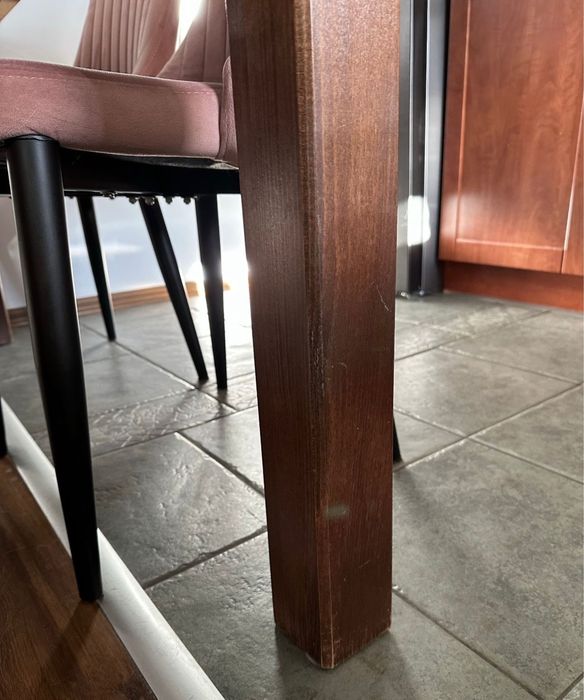 Drewniany stół - kolor ciemny brąz!