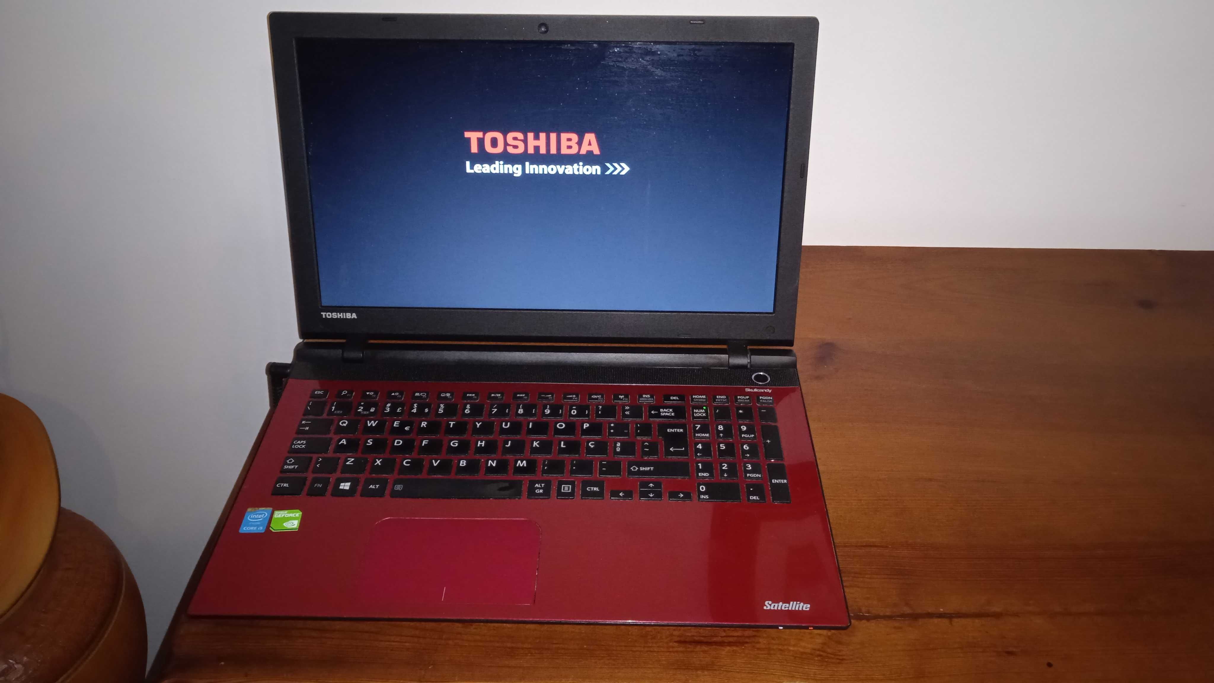 Portátil Toshiba satellite L50-c x64