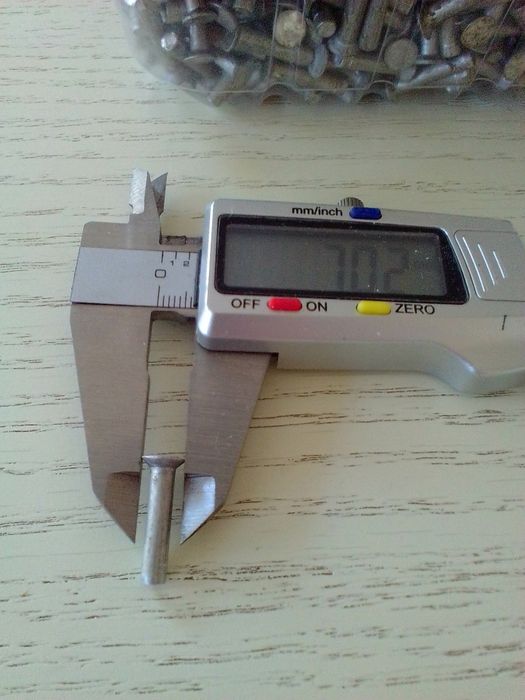 Заклёпка алюминиевая 4/20 DIN 661