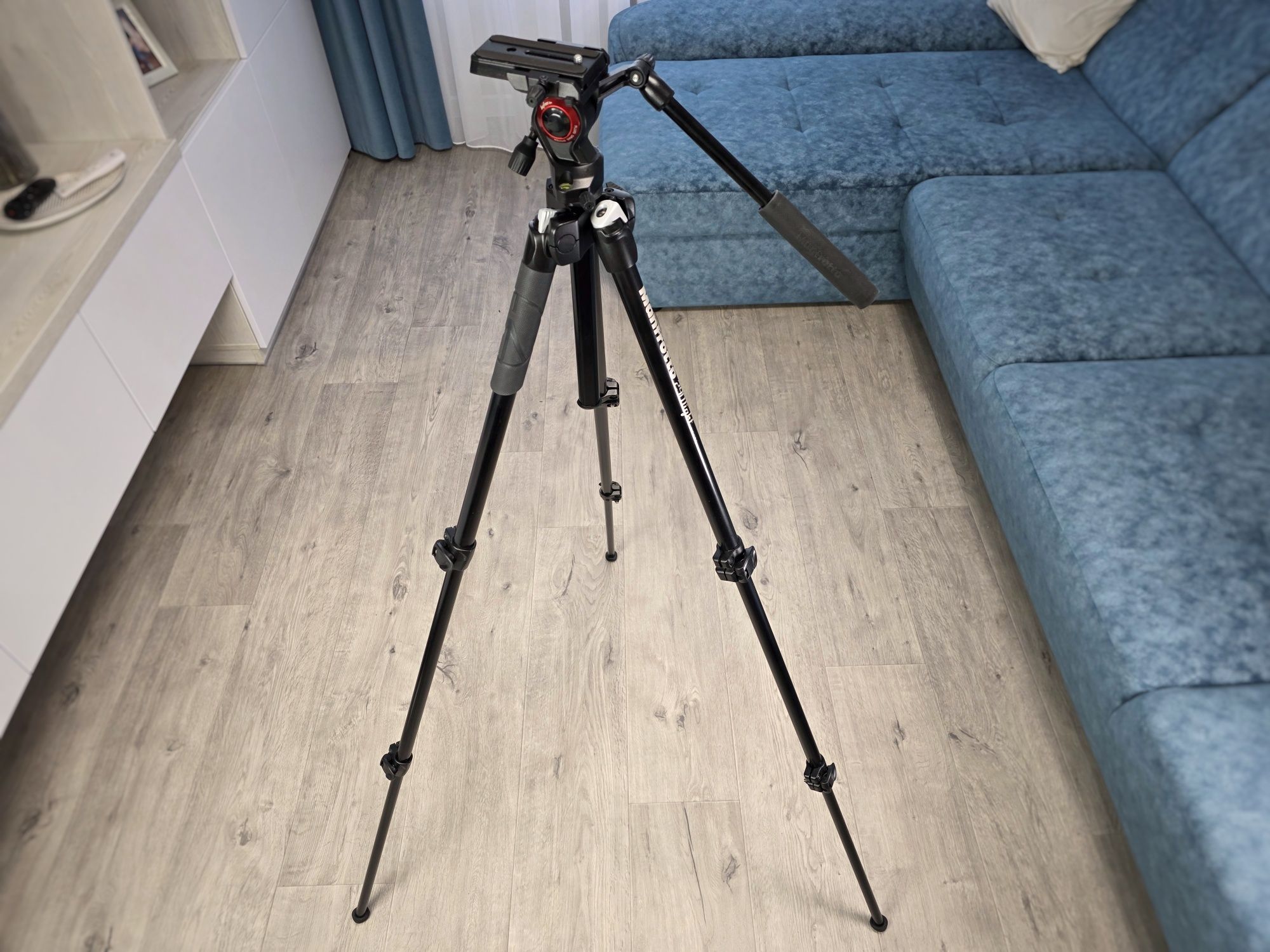 Штатив Manfrotto Befree 290 Light Black MK290LTA3US з рідинною головою