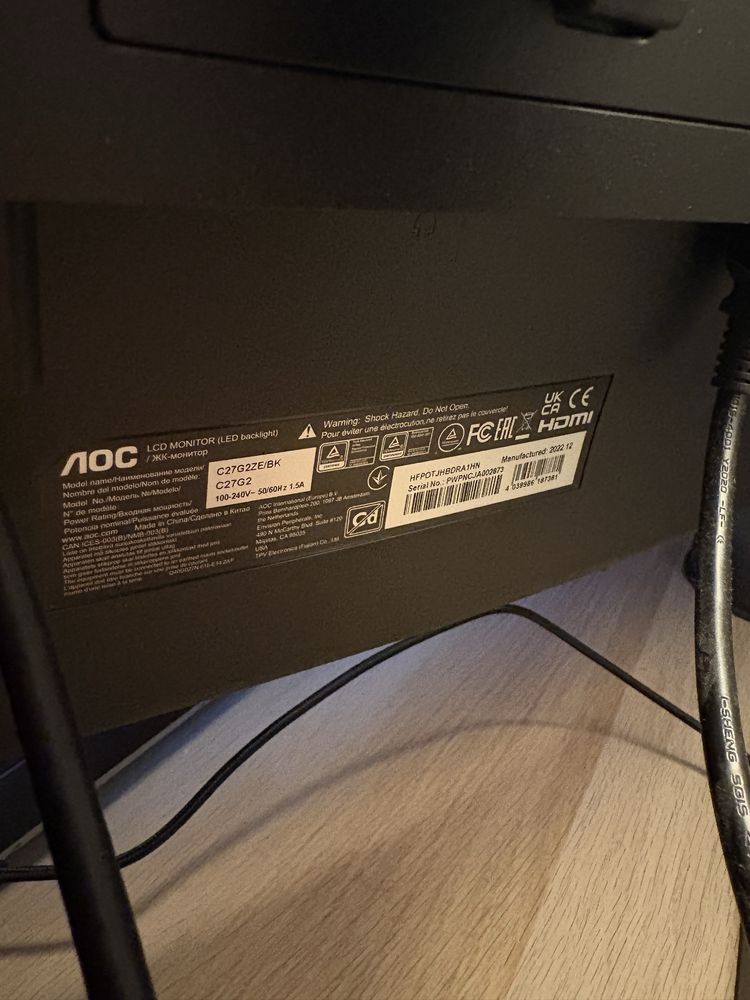 Monitor Gaming Curvo AOC C27G2ZE/BK (27polegadas, 0.5ms, 240hz