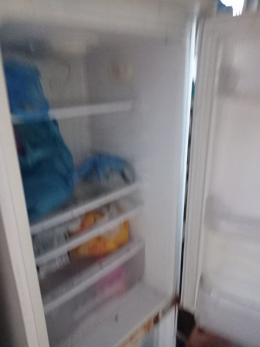 Холодильник Samsung на запчастини