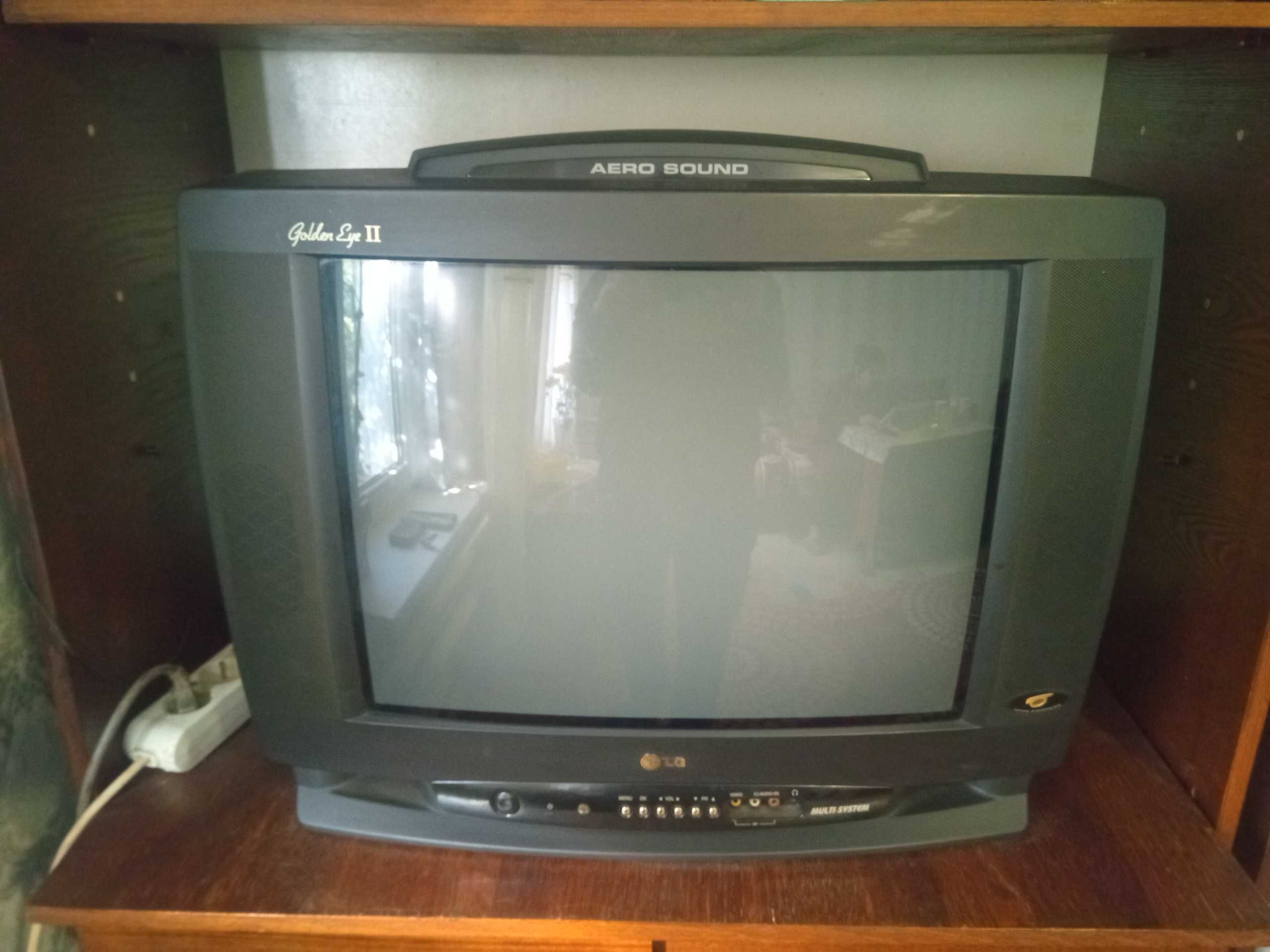 Телевизор LG и приставка Т2