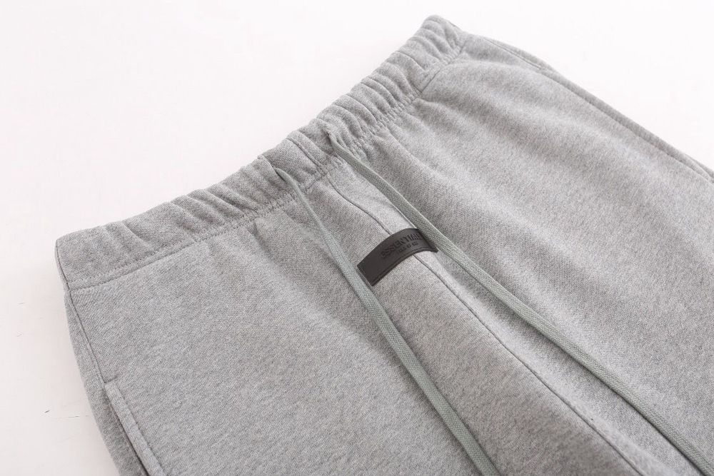 Штани Essentials