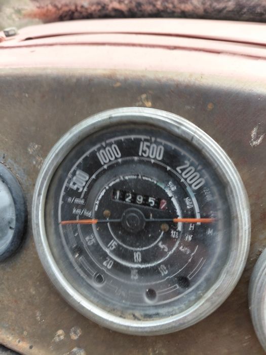 Ciągnik rolniczy Ursus c385 nowe opony,.obciążniki 10szt.