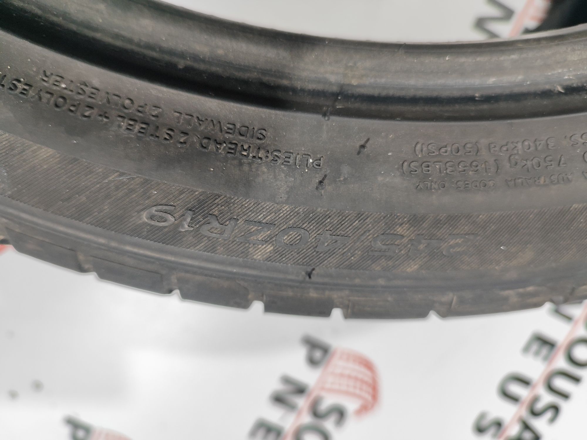 2 pneus semi novos 245-40R19 Hankook Ventus S1 Evo 3 - Oferta Portes