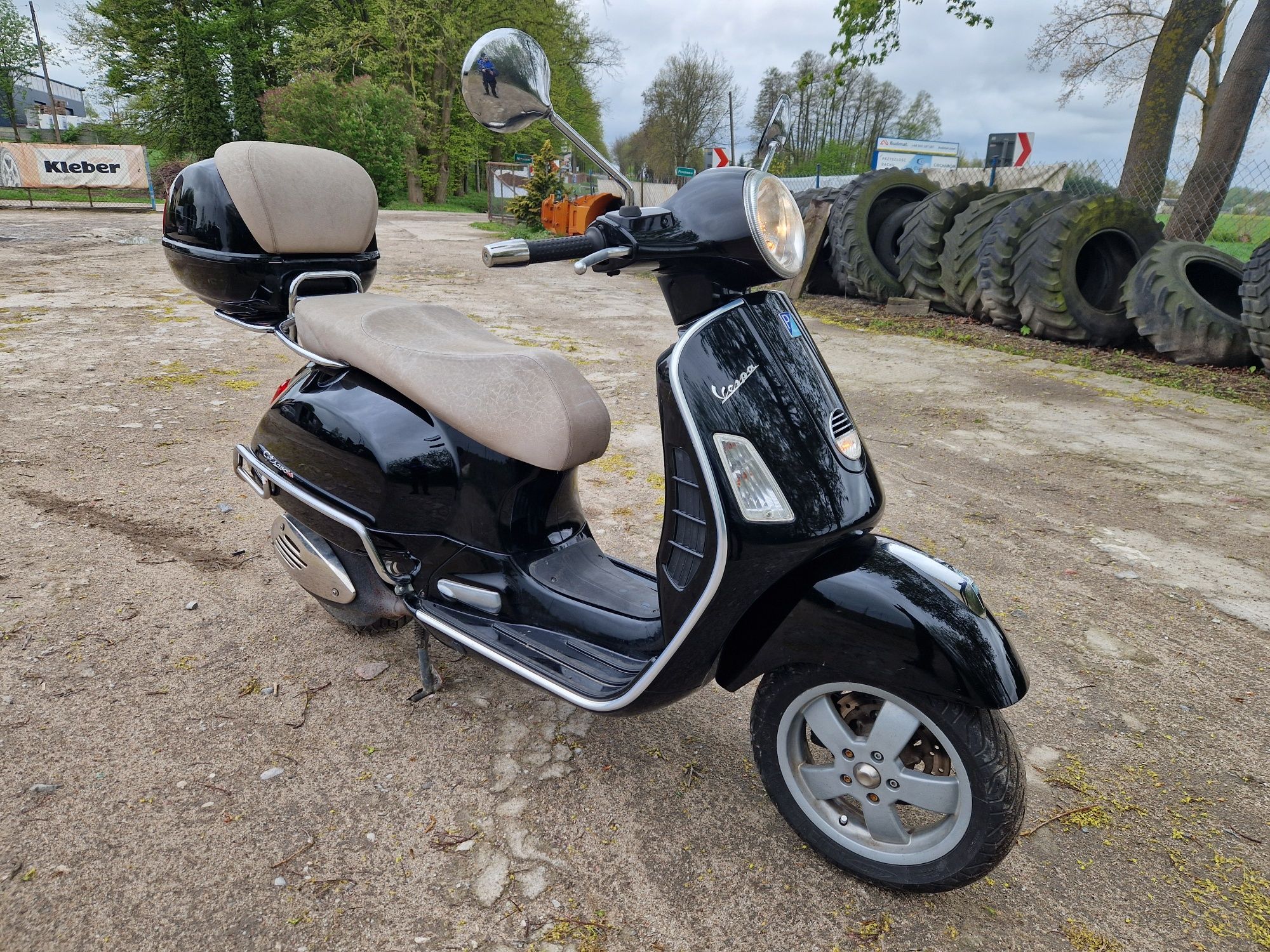 Piaggio Vespa Gts 250ie Szwajcaria