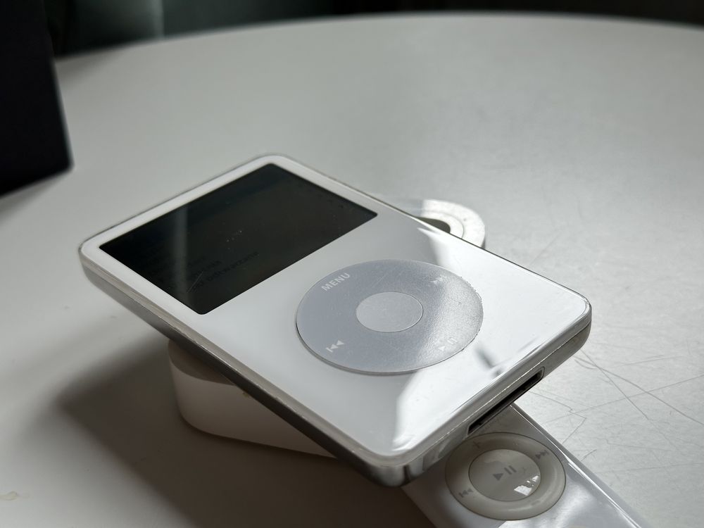 iPod Video 30GB, pudełko, stacja dokująca, sprawny