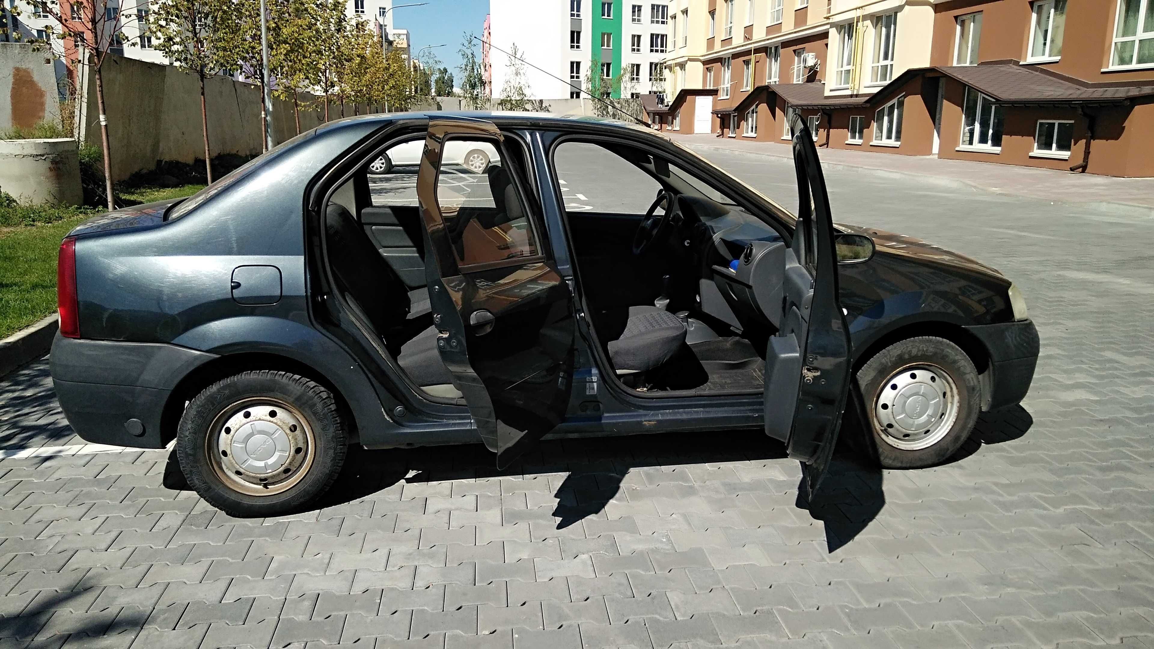 Продаю Dacia Logan 2008 року газ/бензин