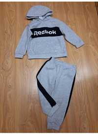 Спортивный костюм Reebok 4-5лет