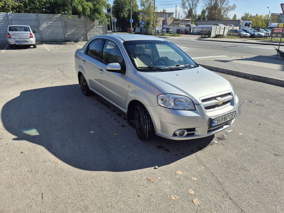 Шевроле Авео LT.