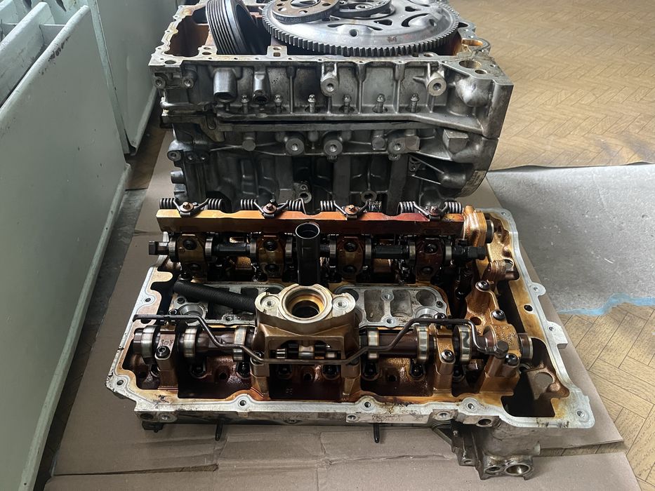 Блок шатуни ,поршень, гбц в зборі  N20b20