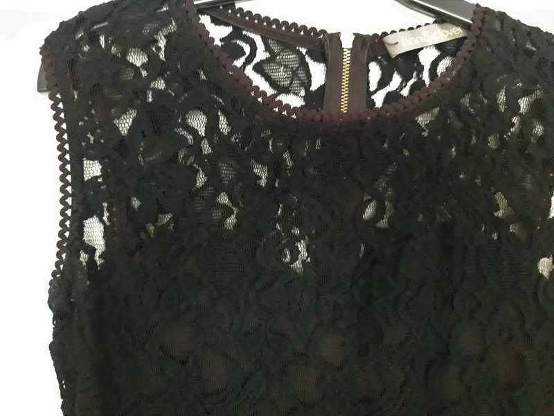 Czarna sukienka koronkowa r38 marka Finn&Clover