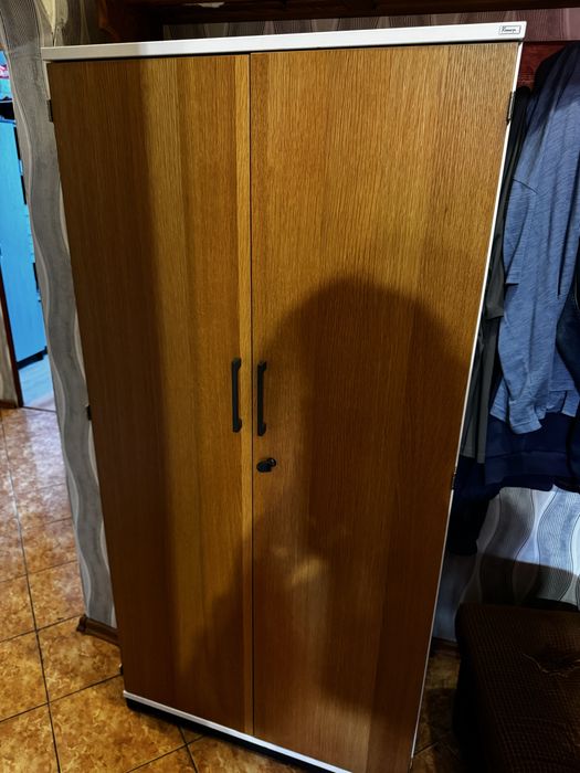 Szafa z lustrem